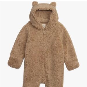 gap sherpa bear suit 🐻